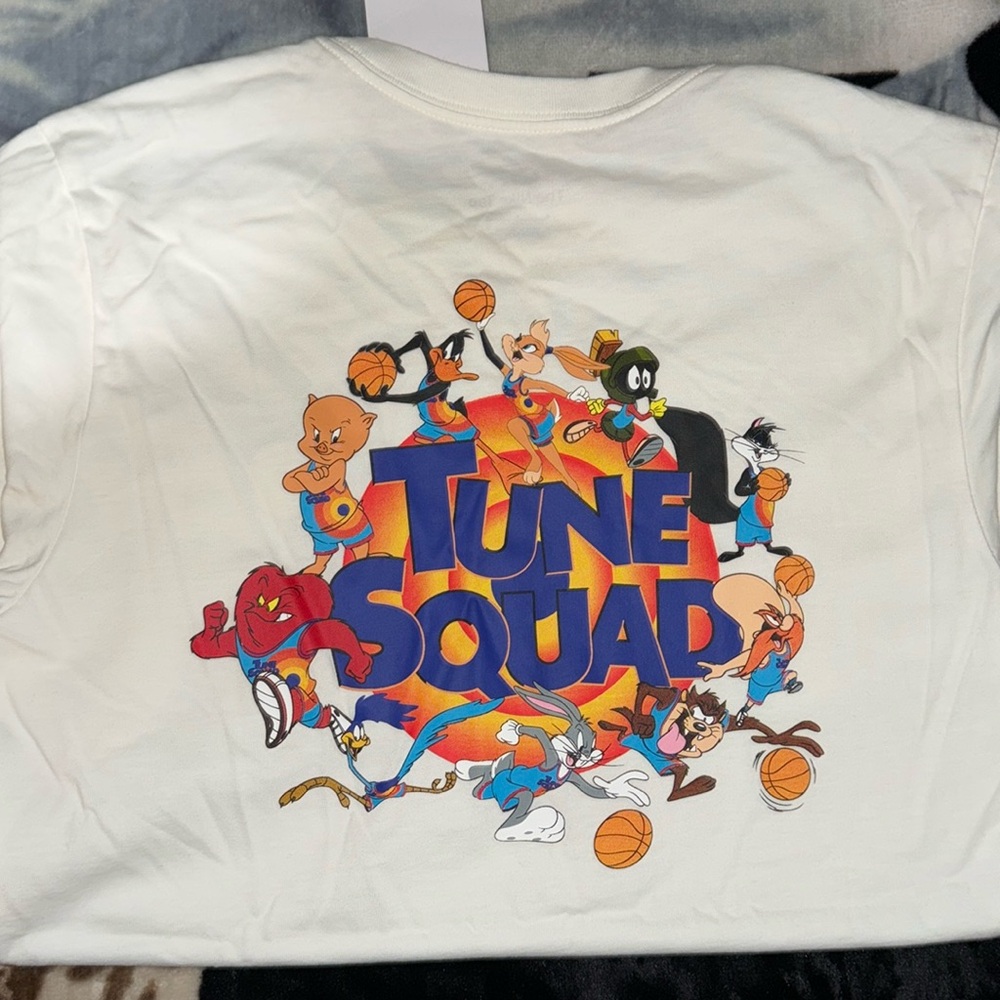 Nike Looney Tunes men’s T-shirt